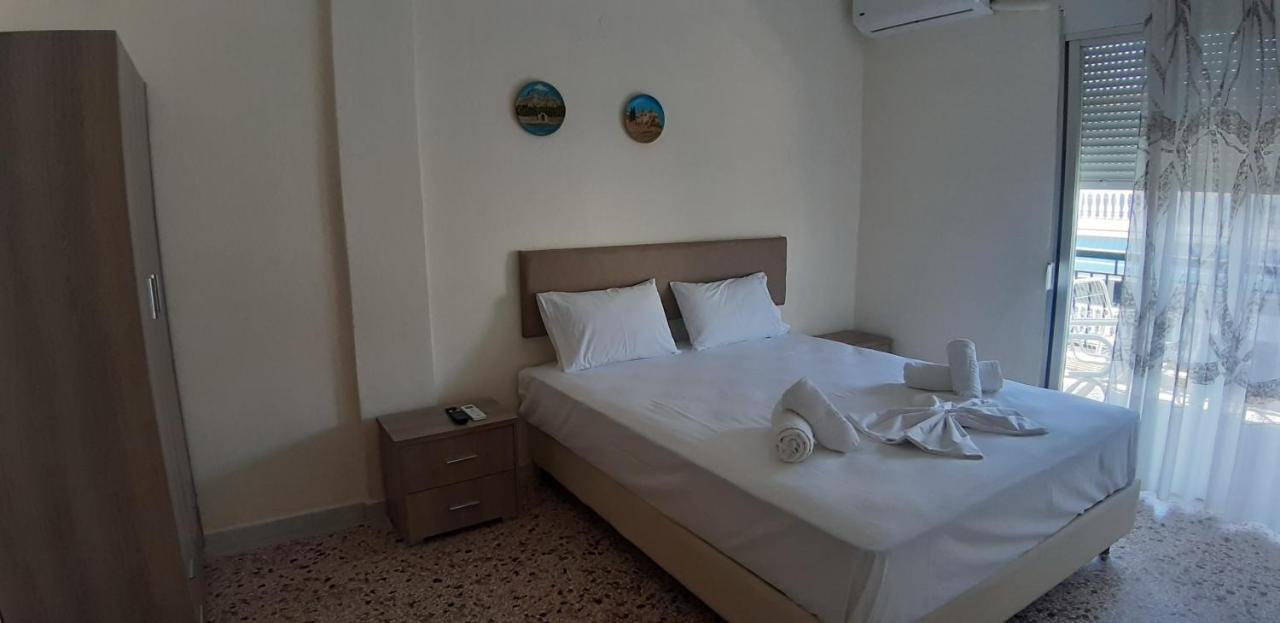 Zoi Apartments Paralia Dionysiou Esterno foto